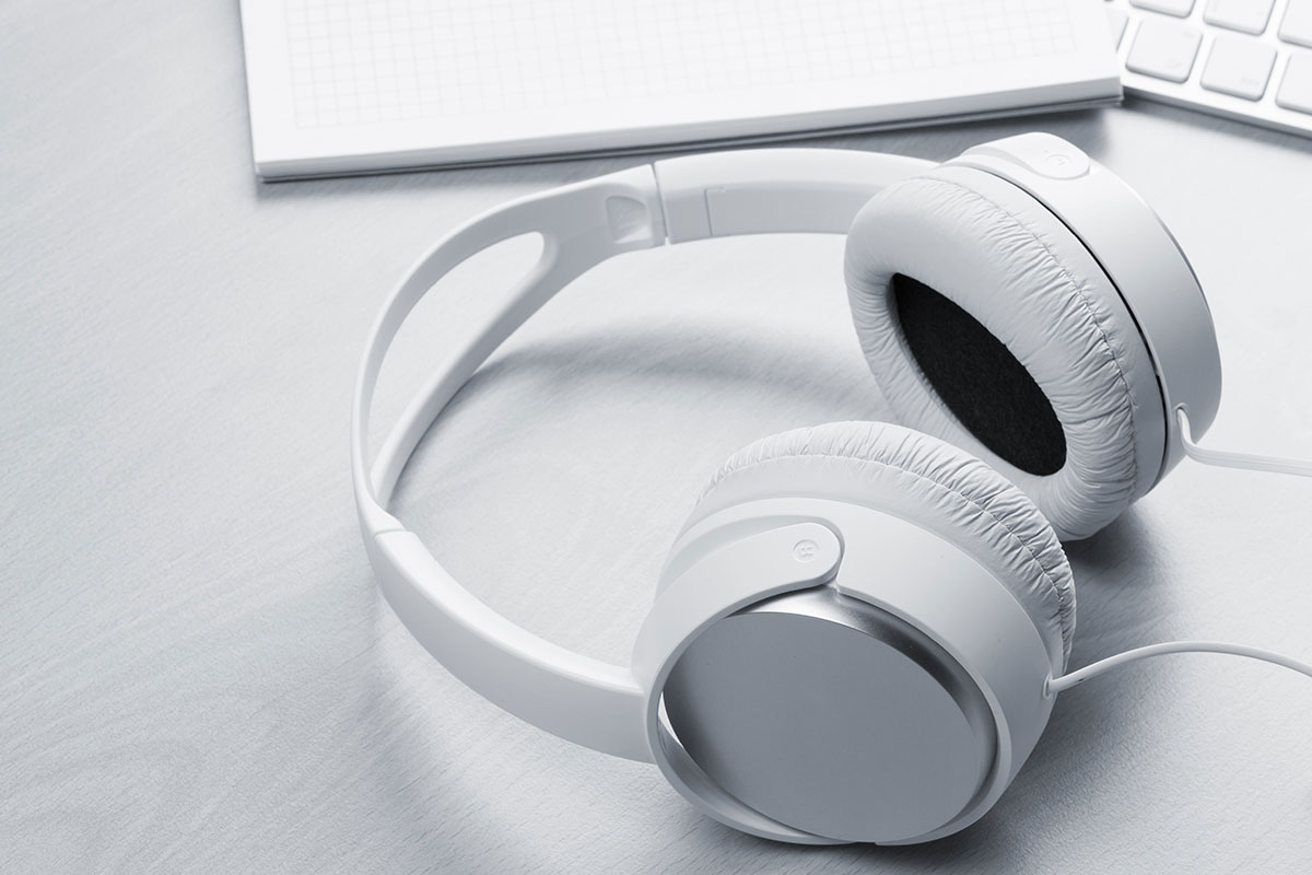 Wireless Headphones: Cut the Cord, Elevate the Sound